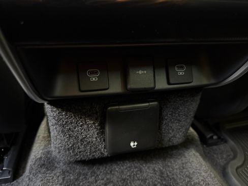 Used 2023 Land Rover Range Rover Autobiography AWD/4WD image 45