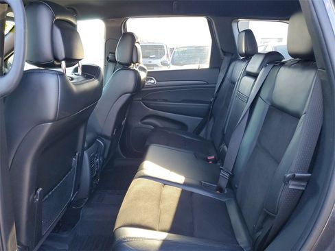 Used 2021 Jeep Grand Cherokee Laredo X image 26