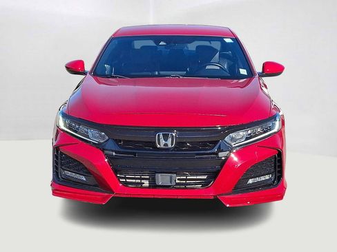 Used 2019 Honda Accord Sport image 3