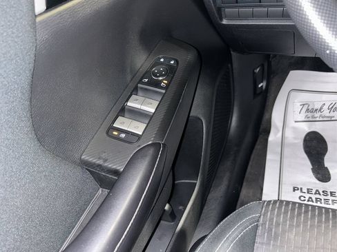 Used 2022 Mitsubishi Outlander ES AWD/4WD image 34
