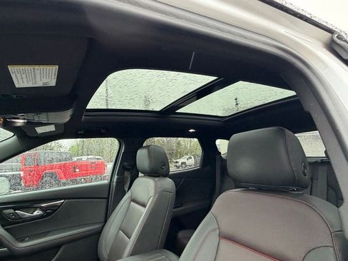 Used 2023 Chevrolet Blazer RS w/ Driver Confidence II Package AWD/4WD image 11