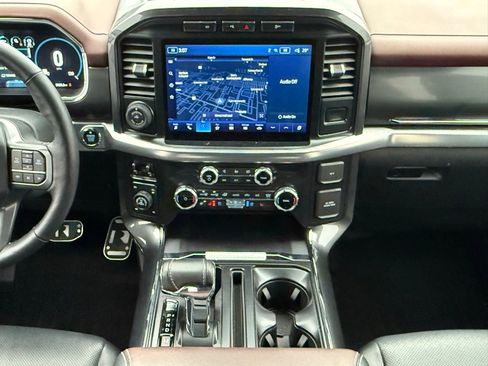 Used 2022 Ford F150 Lariat w/ Equipment Group 502A High image 19