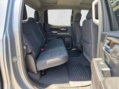Used 2023 Chevrolet Silverado 1500 LT AWD/4WD image 20