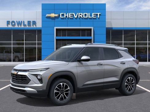 New 2026 Chevrolet TrailBlazer LT w/ LT Cold Weather Package image 2