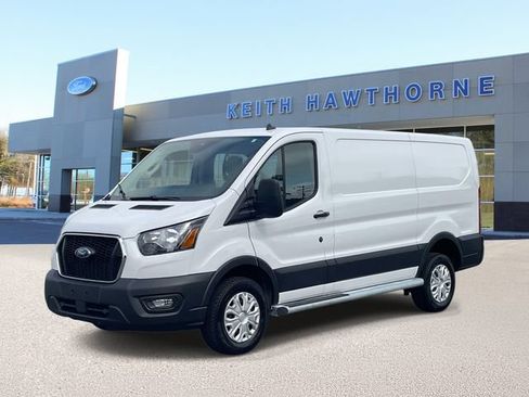 Certified 2025 Ford Transit 250 Low Roof w/ Exterior Upgrade Package RWD image 3