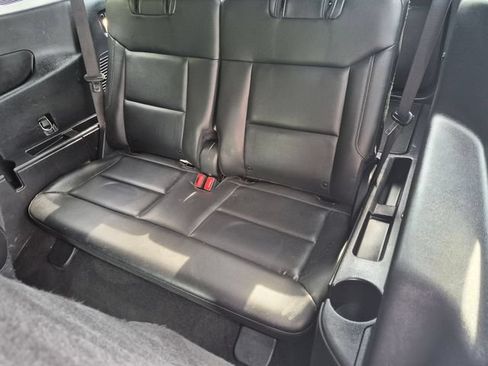 Used 2020 Ford Explorer XLT w/ Equipment Group 202A AWD/4WD image 19