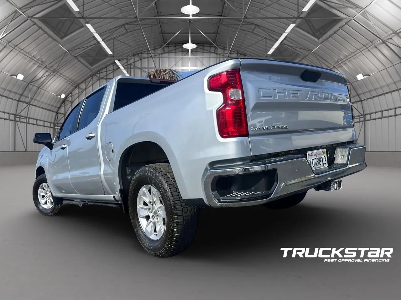 Used 2021 Chevrolet Silverado 1500 LT RWD image 3