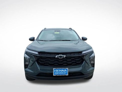 New 2026 Chevrolet Trax LT w/ Driver Confidence Package FWD image 9