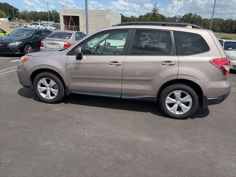 Used 2016 Subaru Forester 2.5i Premium AWD/4WD image 3
