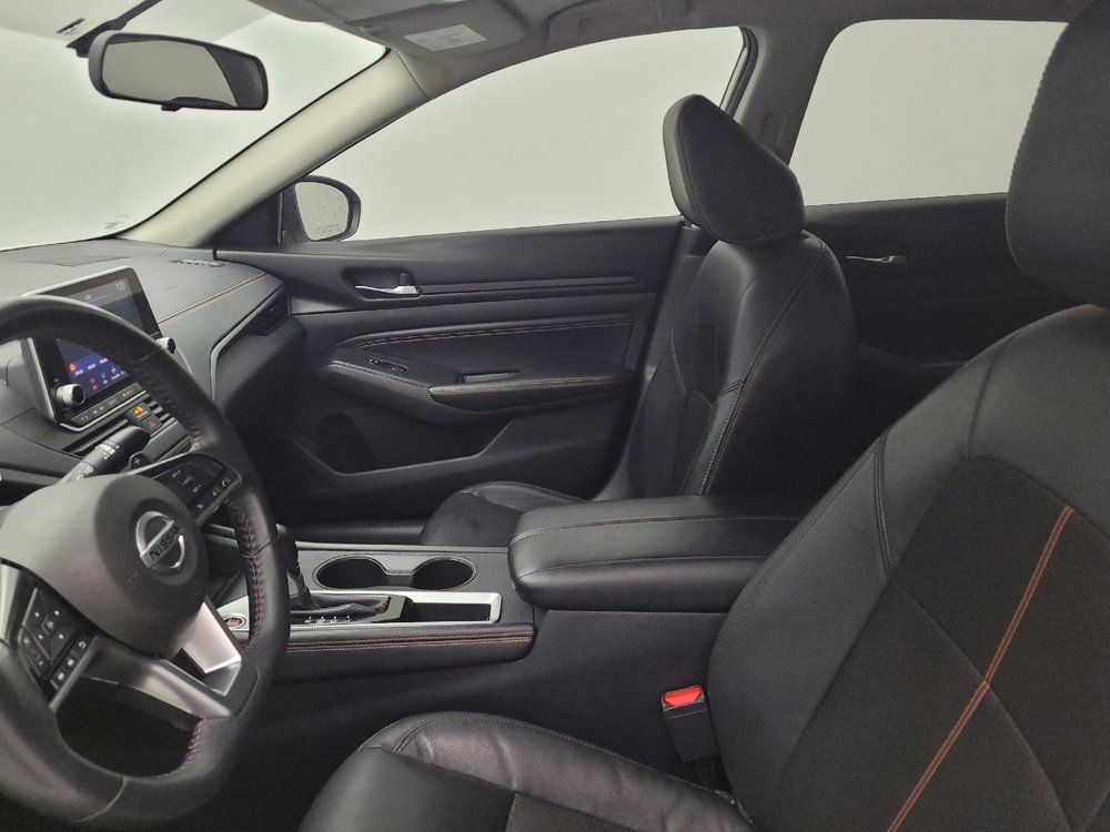 Used 2019 Nissan Altima 2.5 SR FWD image 17