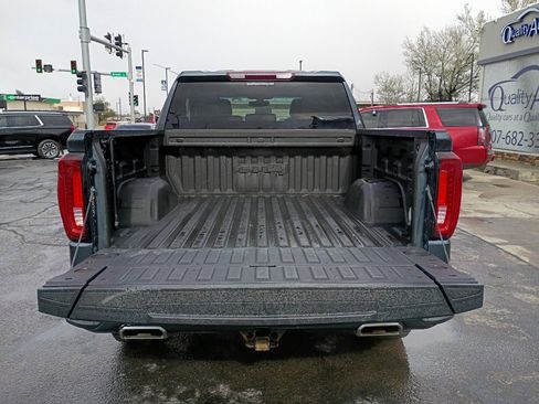 Used 2022 GMC Sierra 1500 AT4 AWD/4WD image 16