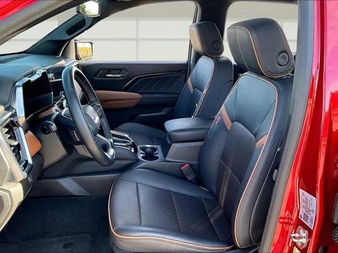 Used 2023 GMC Canyon AT4 w/ AT4 Premium Package image 26