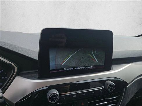 Used 2020 Ford Escape SE image 20