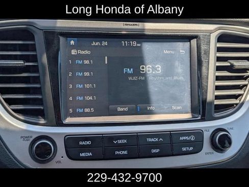 Used 2022 Hyundai Accent SEL FWD image 23