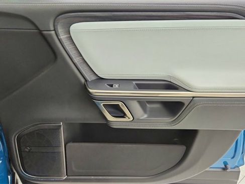 Used 2024 Rivian R1S Launch Edition image 24