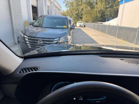 Used 2025 Hyundai Palisade SEL FWD image 43