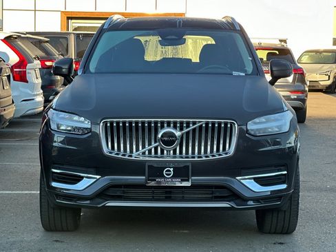 Used 2025 Volvo XC90 T8 Core w/ Protection Package Premier image 10