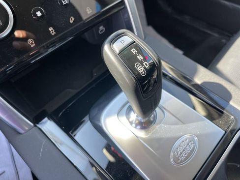 Used 2023 Land Rover Discovery Sport S image 20