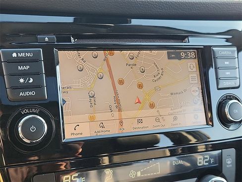 Used 2022 Nissan Rogue Sport SL w/ Premium Package image 17