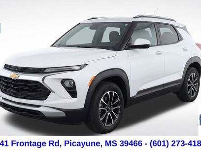 Used 2024 Chevrolet TrailBlazer LT w/ LT Cold Weather Package