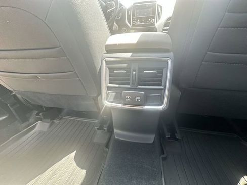 Used 2023 Subaru Forester Premium AWD/4WD image 23