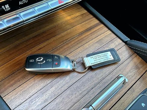 Certified 2025 Mercedes-Benz GLE 350 4MATIC image 10