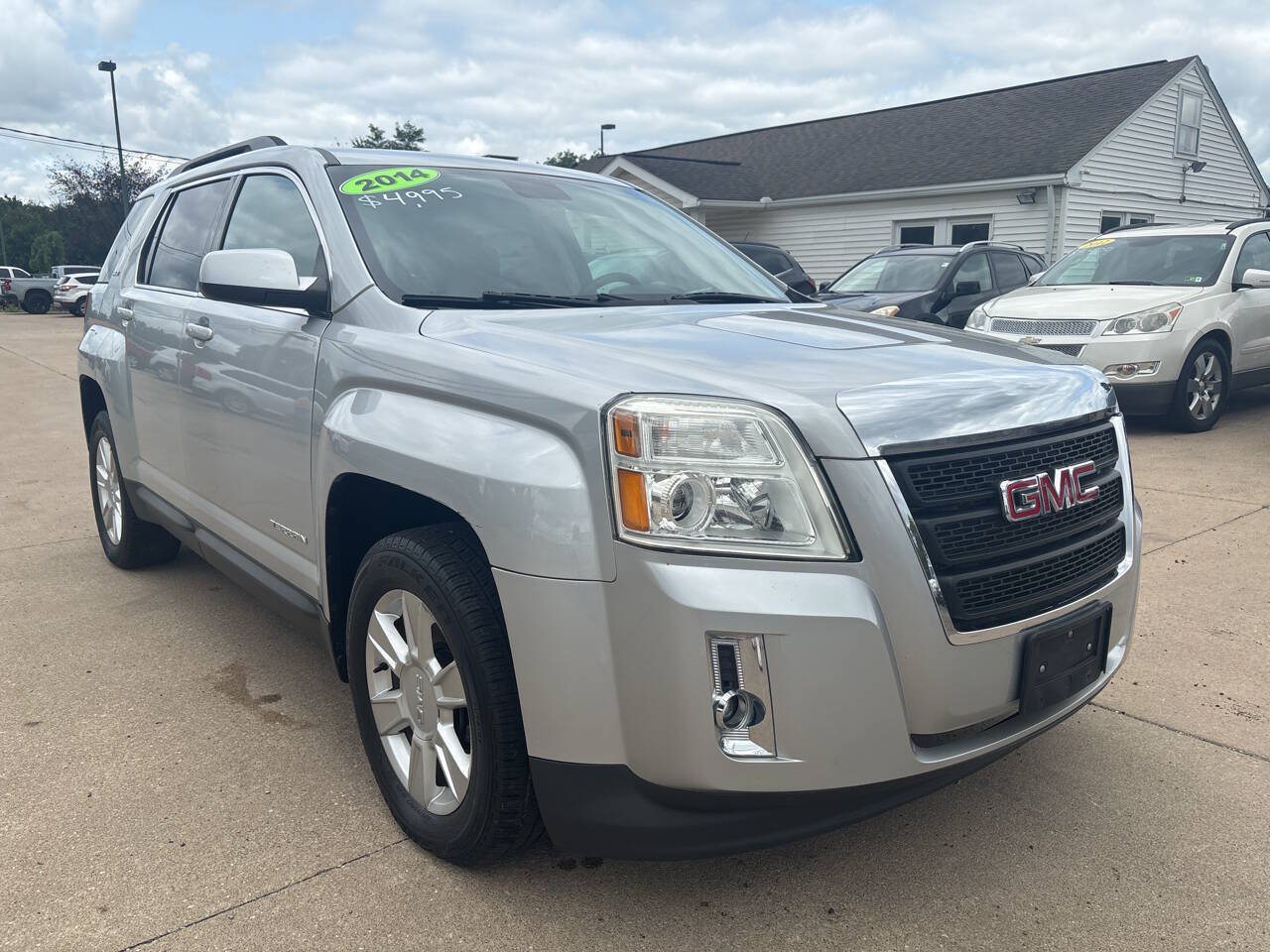 Used 2014 GMC Terrain SLE FWD image 2