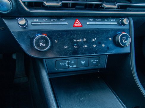Used 2025 Hyundai Sonata SEL FWD image 18