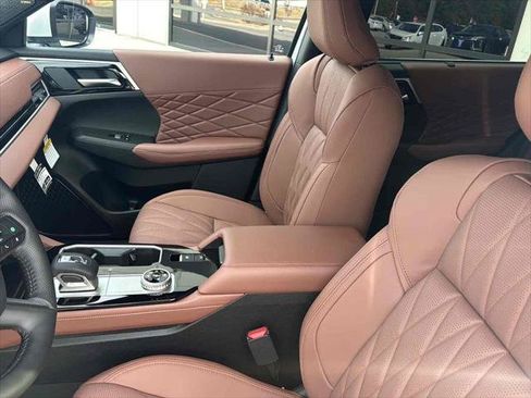 New 2026 Mitsubishi Outlander SEL image 14