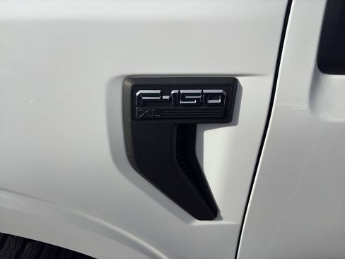 Used 2022 Ford F150 XL w/ Equipment Group 101A High image 9