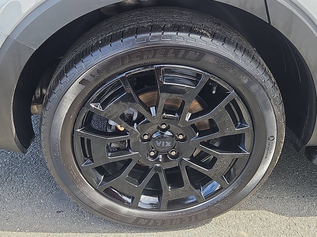 Certified 2021 Kia Telluride EX w/ EX Premium Package AWD/4WD image 9