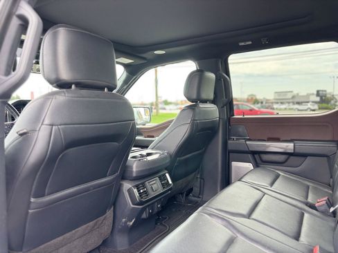 Used 2022 Ford F150 Lariat w/ Equipment Group 502A High AWD/4WD image 16
