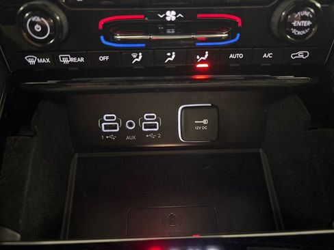 Used 2021 Jeep Grand Cherokee L Laredo image 54