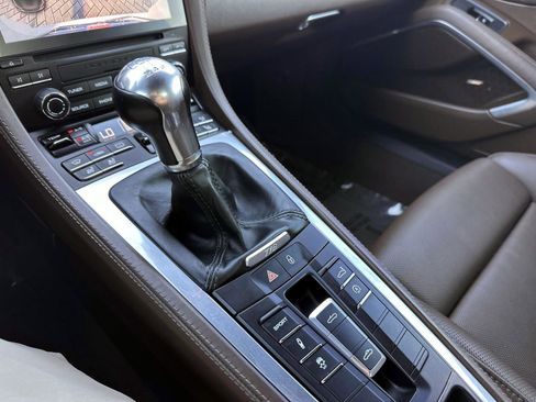 Used 2018 Porsche 718 Boxster S image 27