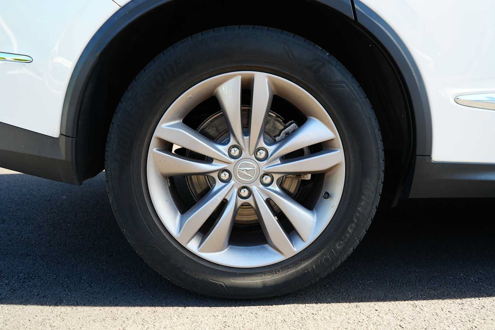 Used 2023 Acura MDX SH-AWD image 10
