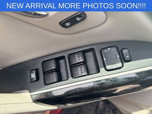 Used 2012 MAZDA CX-9 Touring w/ Moonroof & Bose Audio Pkg image 11