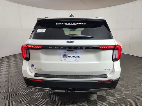 New 2026 Ford Explorer Active w/ Active Comfort Package AWD/4WD image 6