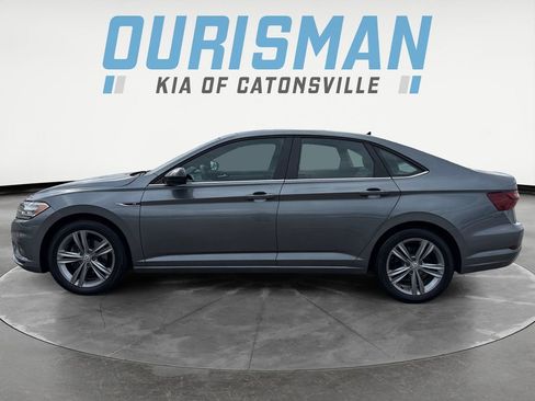 Used 2020 Volkswagen Jetta R-Line w/ R-Line Cold Weather Package image 3