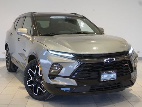 Certified 2023 Chevrolet Blazer RS w/ Enhanced Convenience Package image 4