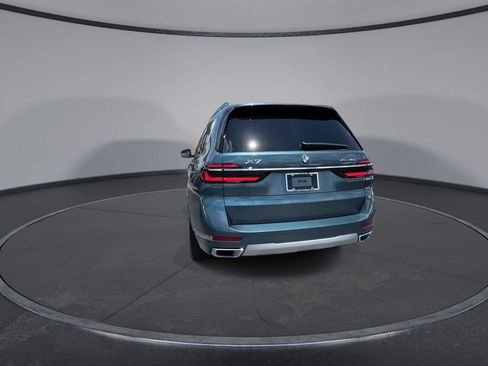 Used 2025 BMW X7 xDrive40i w/ Premium Package AWD/4WD image 6