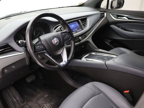 Used 2023 Buick Enclave Essence image 14