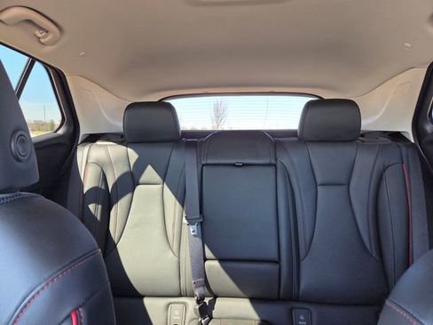 Used 2022 Buick Envision Essence w/ Technology Package I image 27