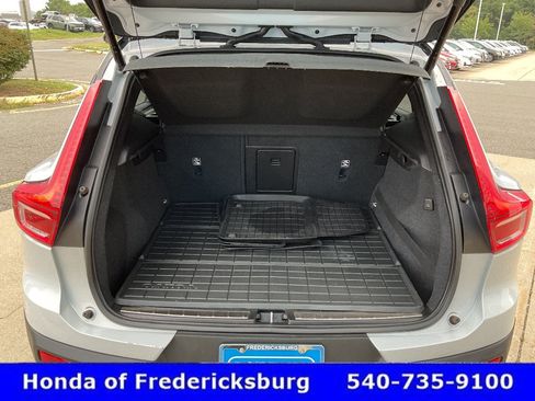 Used 2020 Volvo XC40 T5 R-Design AWD/4WD image 20