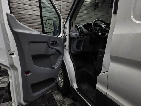 Used 2019 Ford Transit 250 148 Medium Roof w/ Exterior Upgrade Package RWD image 32