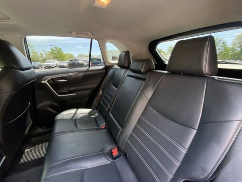 Used 2021 Toyota RAV4 XLE Premium AWD/4WD image 23