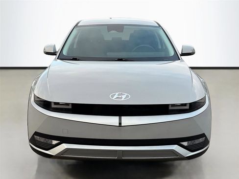 Used 2024 Hyundai Ioniq 5 SEL image 2