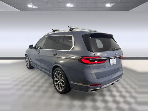 Used 2023 BMW X7 xDrive40i w/ Premium Package AWD/4WD image 3