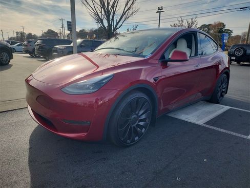 Used 2024 Tesla Model Y Performance image 4