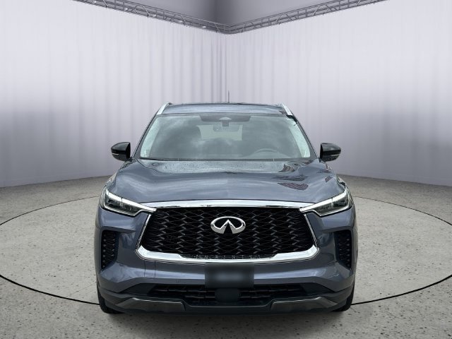Used 2023 INFINITI QX60 Sensory w/ Cargo Package AWD/4WD image 4