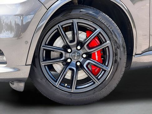 Used 2018 Dodge Durango SRT w/ SRT Interior Appearance Group AWD/4WD image 27